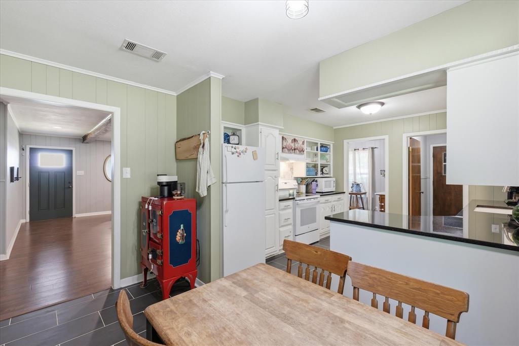 3205 South Garland Street Decatur, TX 76234 - Photo 8 of 30