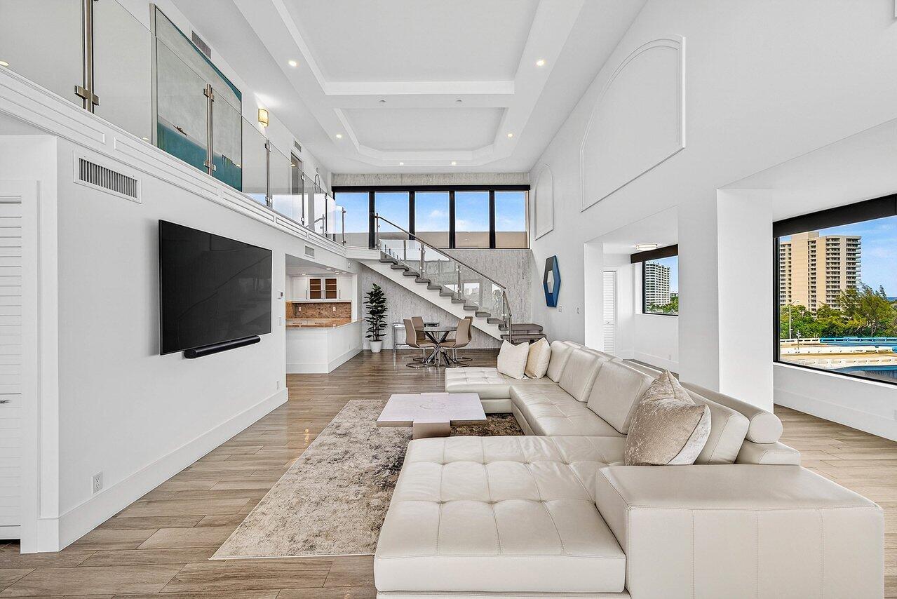 900 Northeast Spanish River Boulevard, Unit 7E Boca Raton, FL 33431 - Photo 14 of 71 GREAT ROOM CONCEPT!