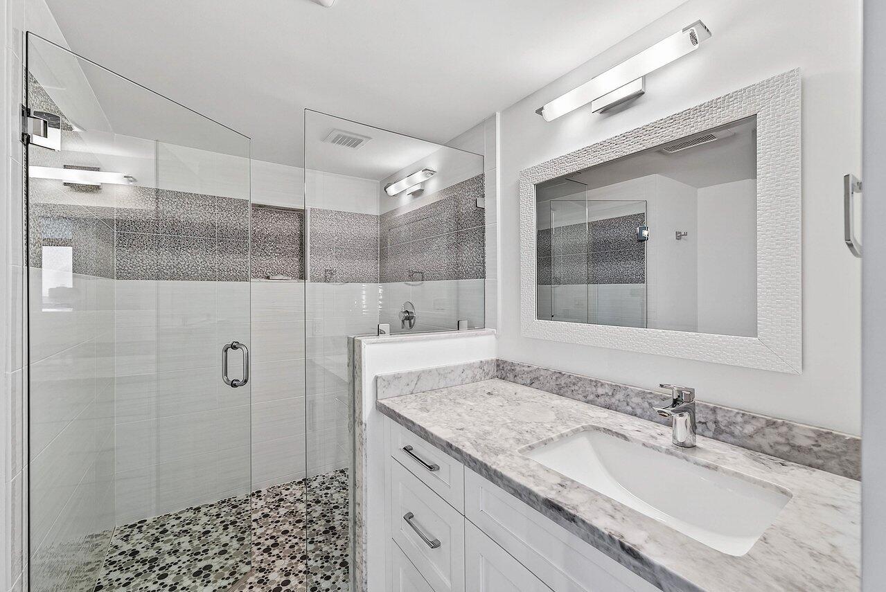 900 Northeast Spanish River Boulevard, Unit 7E Boca Raton, FL 33431 - Photo 47 of 71 GUEST BATHROOM