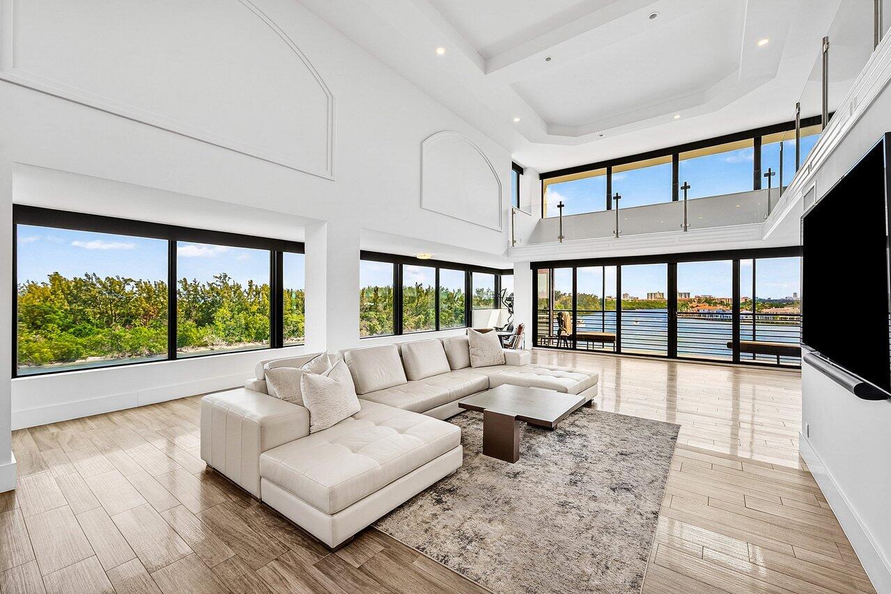 900 Northeast Spanish River Boulevard, Unit 7E Boca Raton, FL 33431 - Photo 52 of 71 LIVING ROOM