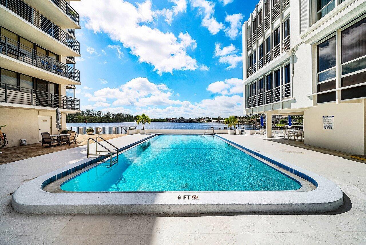 900 Northeast Spanish River Boulevard, Unit 7E Boca Raton, FL 33431 - Photo 59 of 71 POOL