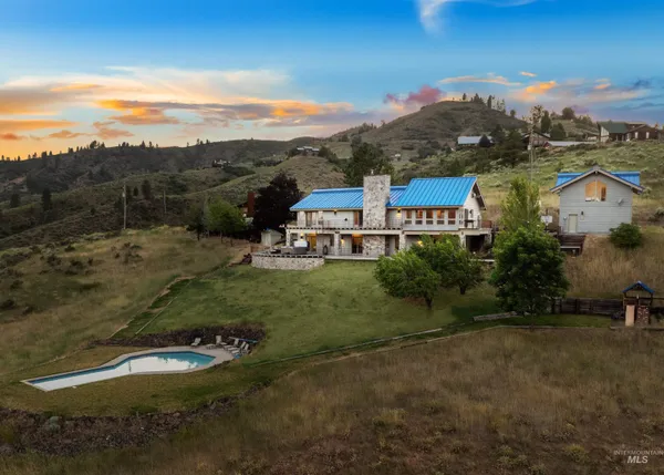 $1,599,000 | 41 Whitehawk Way, Boise, ID 83716