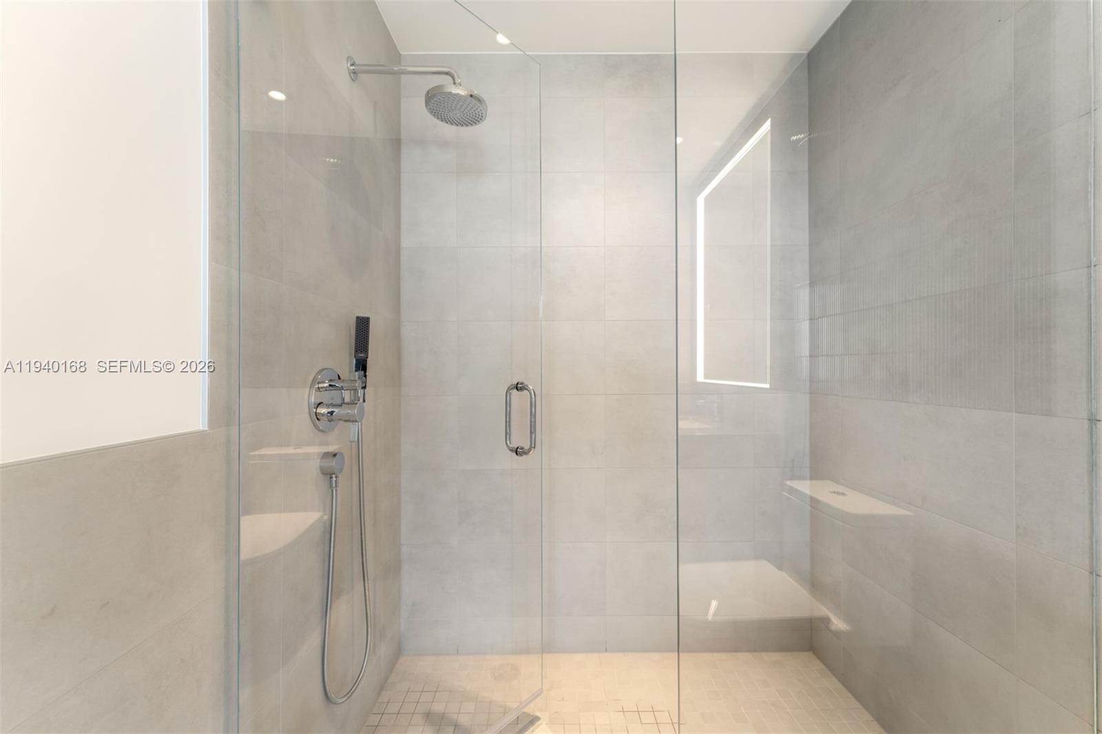 500 Alton Road, Unit 2207 Miami Beach, FL 33139 - Photo 7 of 16