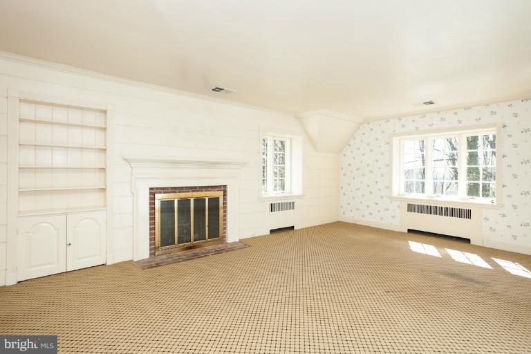 2001 Wiltonwood Road Stevenson, MD 21153 - Photo 16 of 21 Master Bedroom