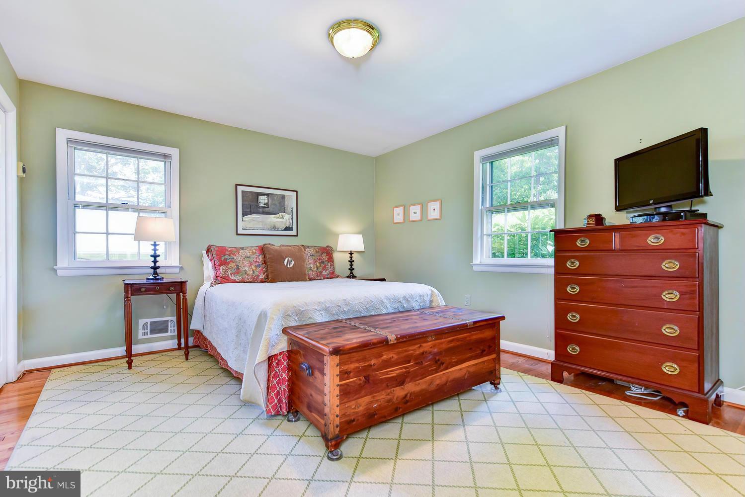 2312 Windsor Road Alexandria, VA 22307 - Photo 12 of 20 Bedroom (Master)