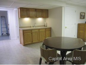 2304 Harbor Landing Springfield, IL 62712 - Photo 21 of 24