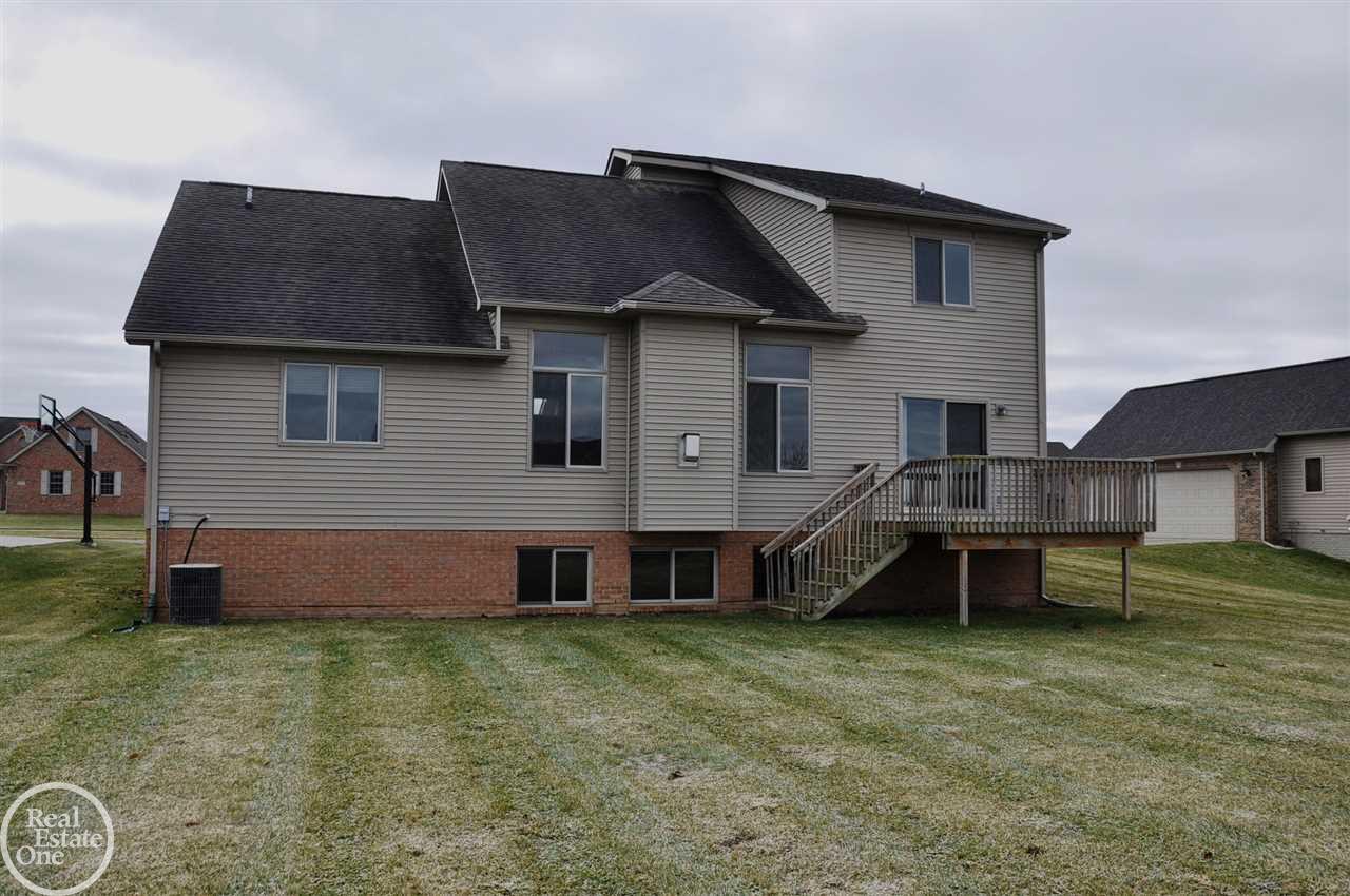 9203 Copper Ridge Drive Davison, MI 48423 - Photo 8 of 33 31367385-7.JPG