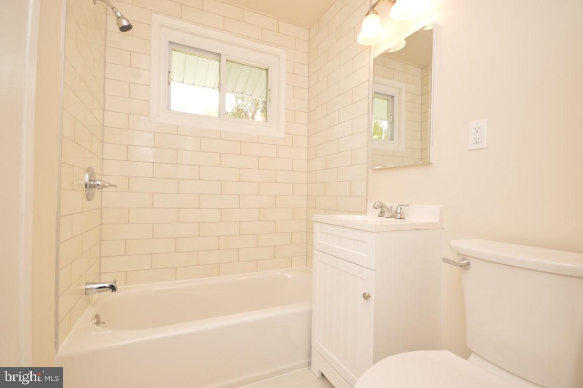 4429 Roundhill Road Alexandria, VA 22310 - Photo 16 of 24 Updated All New Bath