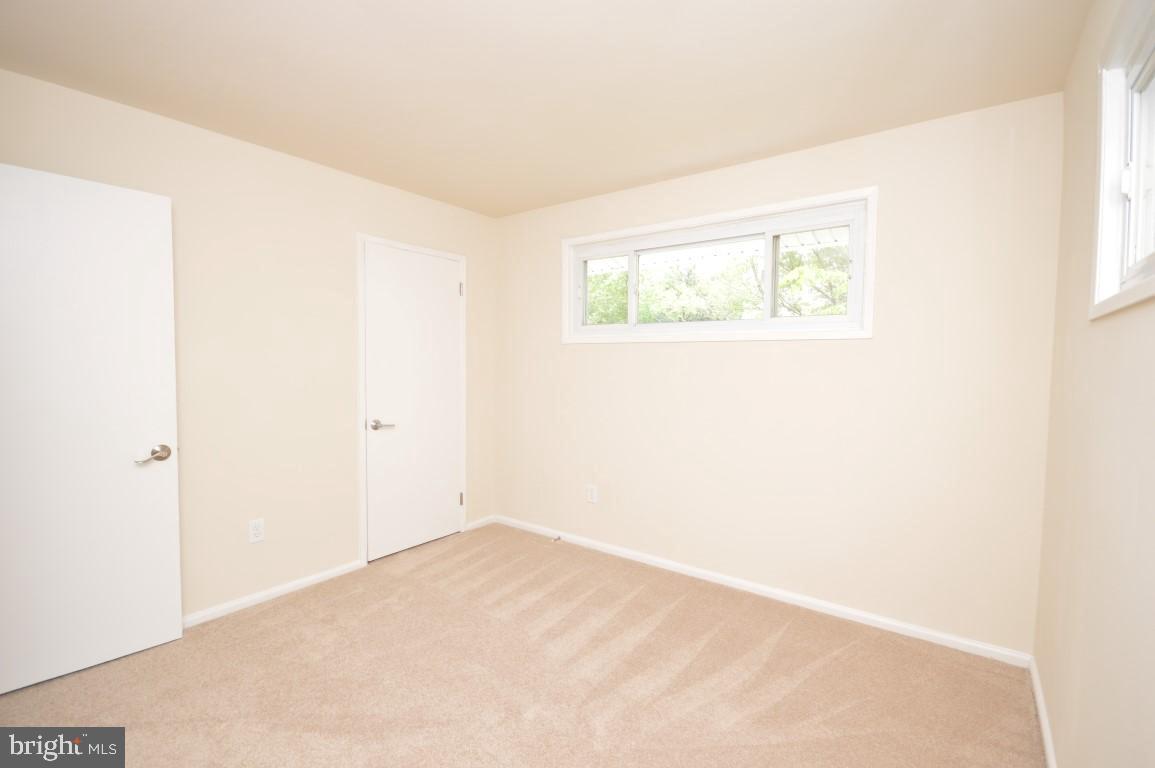 4429 Roundhill Road Alexandria, VA 22310 - Photo 19 of 24 Bedroom #3