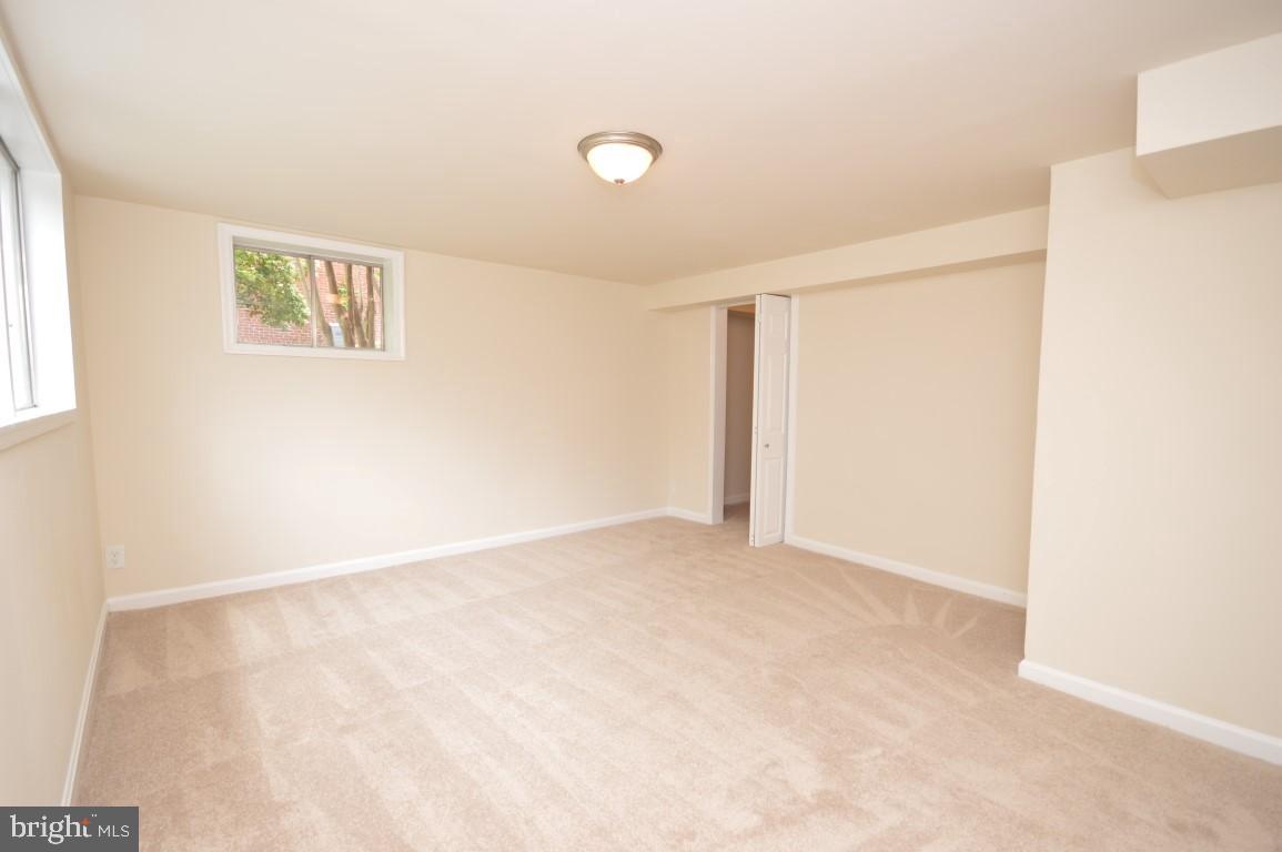 4429 Roundhill Road Alexandria, VA 22310 - Photo 23 of 24 Bedroom #4 Lower Level
