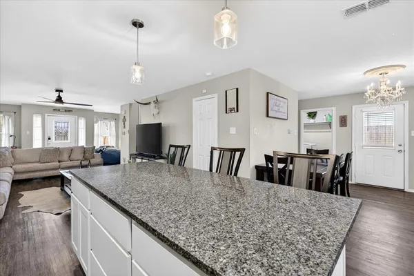 $294,900 | 105 Brooks Drive, Terrell, TX 75160