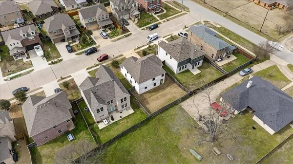 $294,900 | 105 Brooks Drive, Terrell, TX 75160