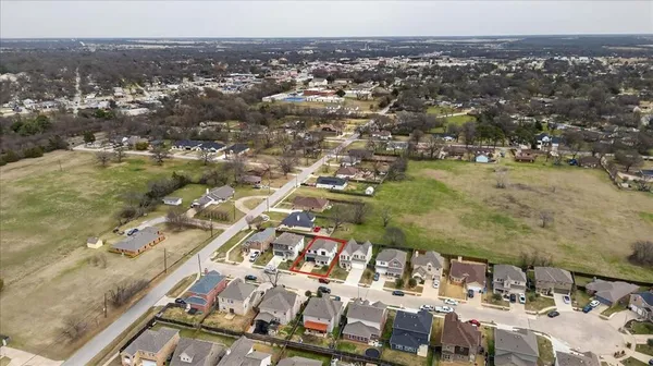 $294,900 | 105 Brooks Drive, Terrell, TX 75160