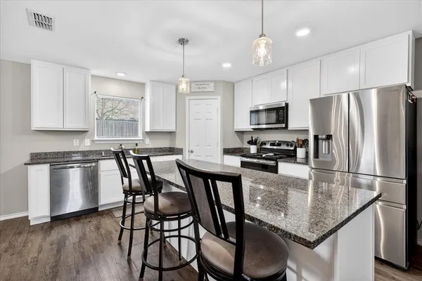 $294,900 | 105 Brooks Drive, Terrell, TX 75160