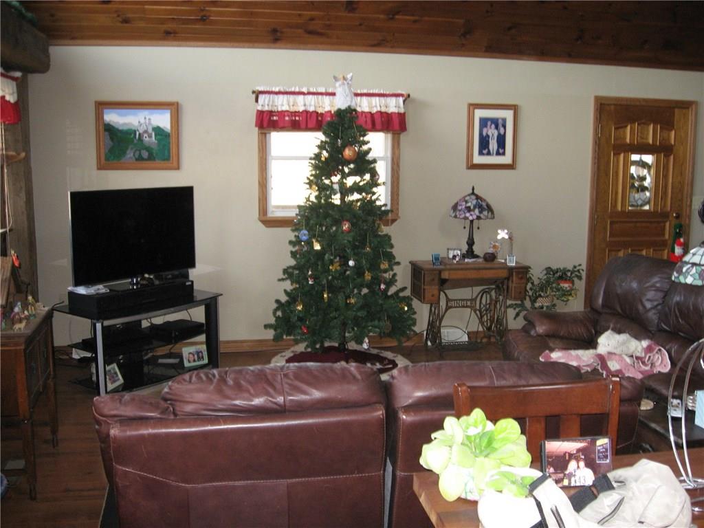 653 Claypike Road Acme, PA 15610 - Photo 12 of 24 Gallery Image 12