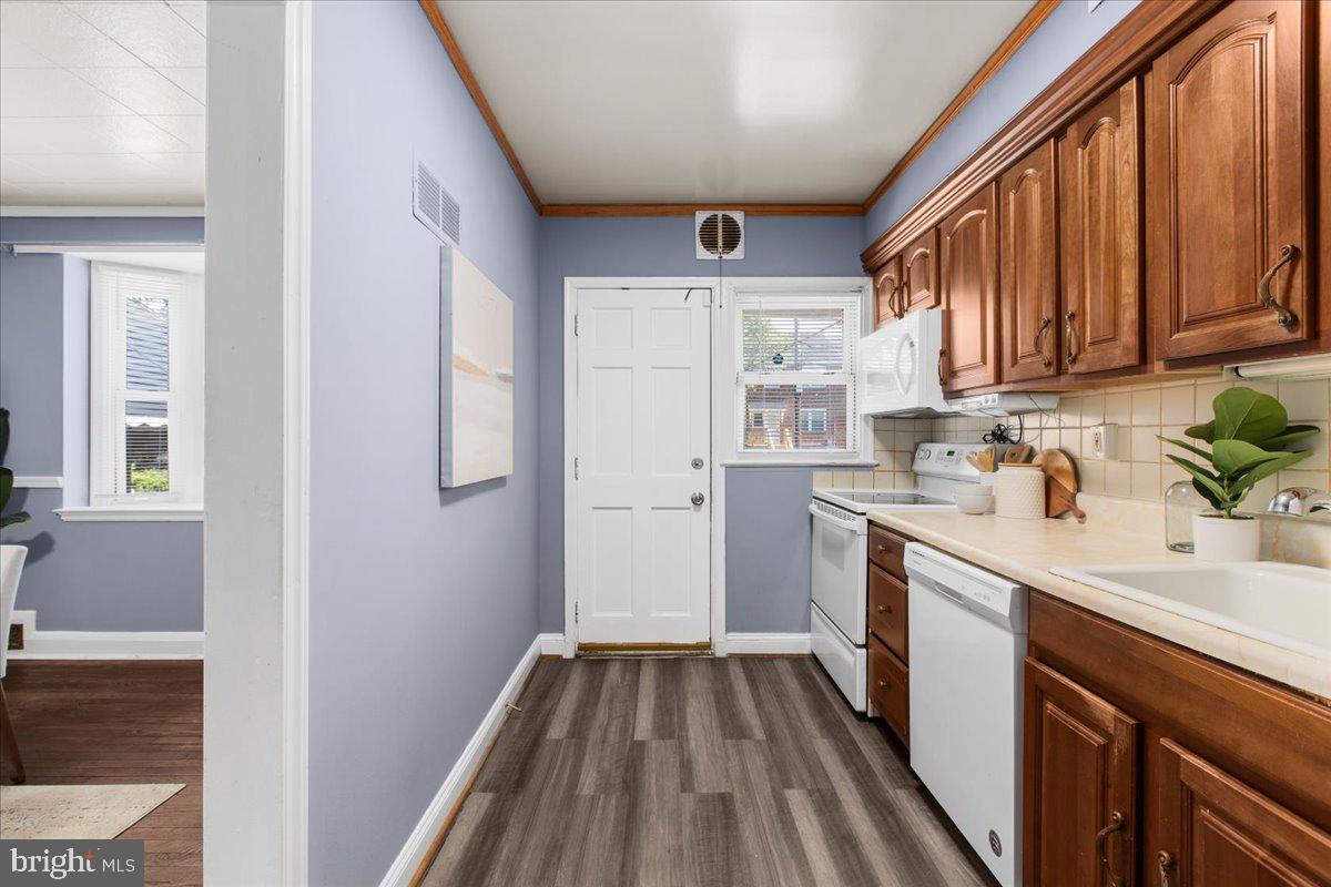 1360 Pentwood Road Baltimore, MD 21239 - Photo 12 of 26