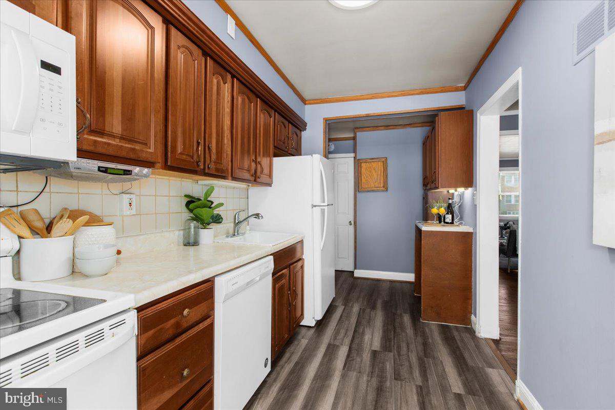 1360 Pentwood Road Baltimore, MD 21239 - Photo 13 of 26