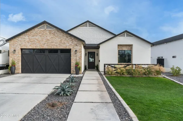 $2,595,000 | 4223 North 41st Place, Phoenix, AZ 85018