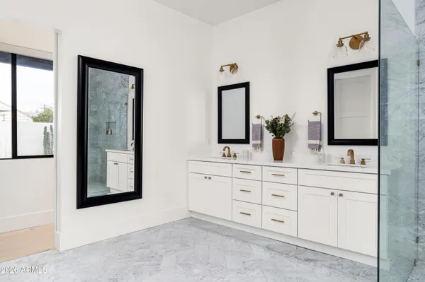 $2,595,000 | 4223 North 41st Place, Phoenix, AZ 85018