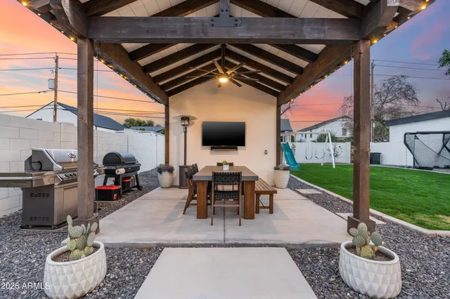 $2,595,000 | 4223 North 41st Place, Phoenix, AZ 85018