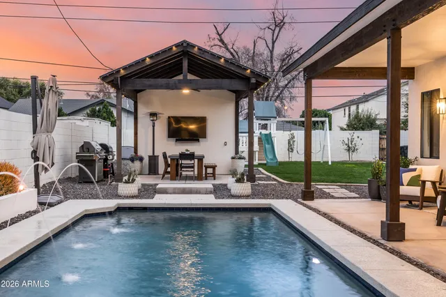 $2,595,000 | 4223 North 41st Place, Phoenix, AZ 85018