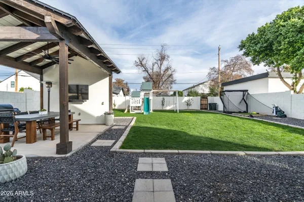 $2,595,000 | 4223 North 41st Place, Phoenix, AZ 85018