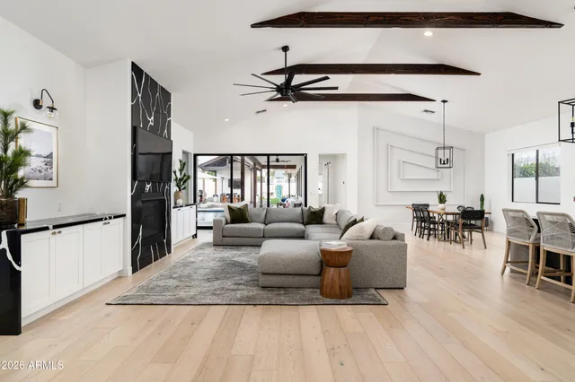 $2,595,000 | 4223 North 41st Place, Phoenix, AZ 85018