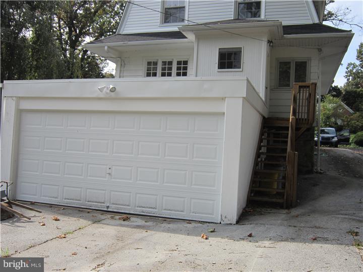 131 North Rolling Road Springfield, PA 19064 - Photo 18 of 19 Exterior Back