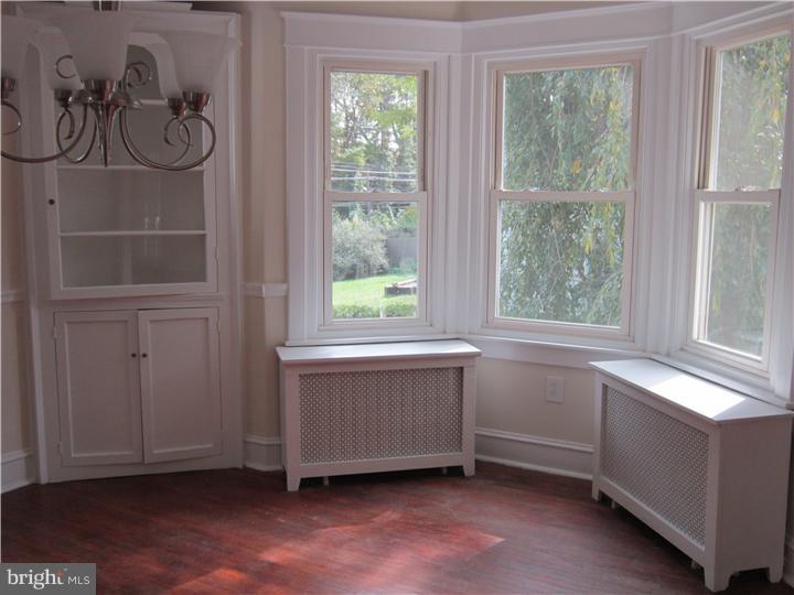 131 North Rolling Road Springfield, PA 19064 - Photo 4 of 19 Dining Room