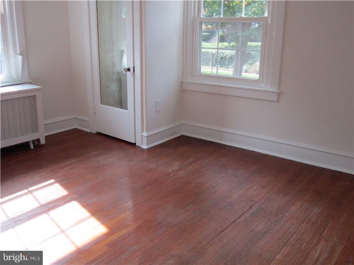 131 North Rolling Road Springfield, PA 19064 - Photo 8 of 19 Bedroom - Main