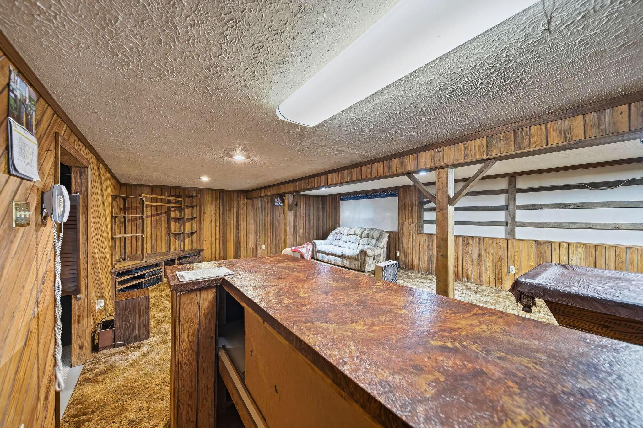 5332 Trabue Road Columbus, OH 43228 - Photo 40 of 55
