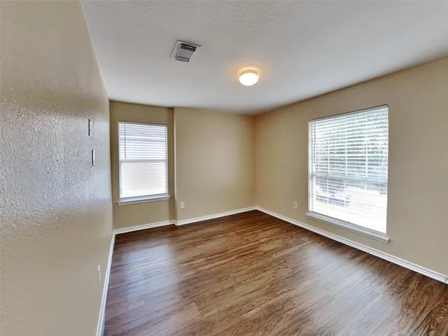 $2,415 | 226 Golden Oak Drive, Texas City, TX 77591