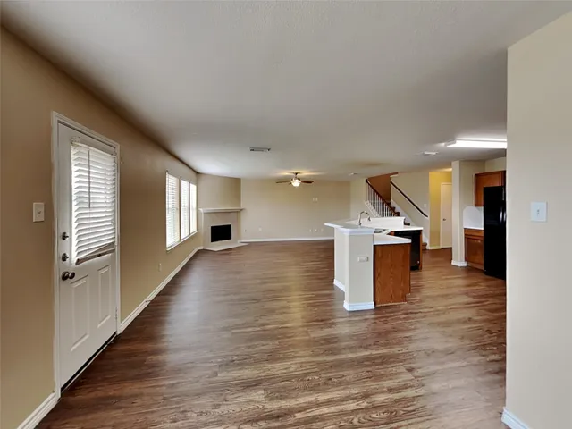 $2,495 | 226 Golden Oak Drive, Texas City, TX 77591