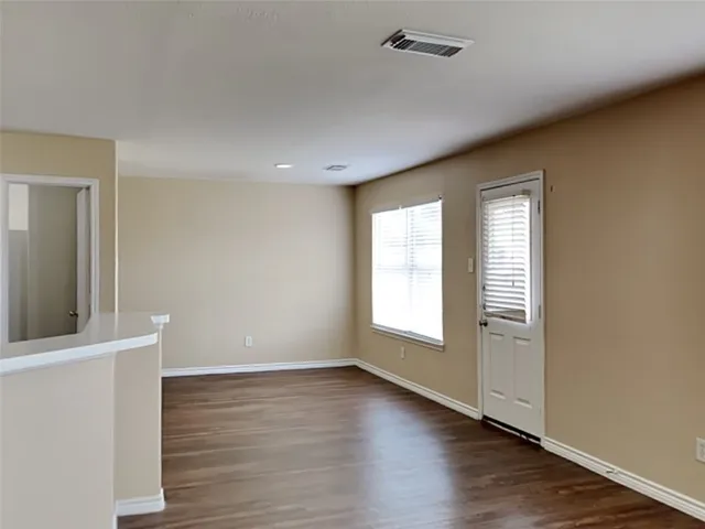 $2,495 | 226 Golden Oak Drive, Texas City, TX 77591