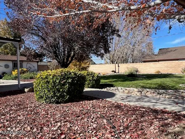 $450,000 | 71 Highway 208, Yerington, NV 89447