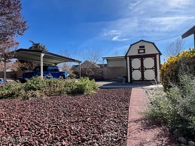 $450,000 | 71 Highway 208, Yerington, NV 89447