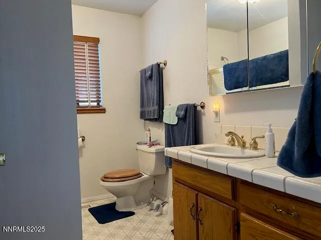 $450,000 | 71 Highway 208, Yerington, NV 89447