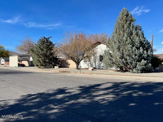 $450,000 | 71 Highway 208, Yerington, NV 89447