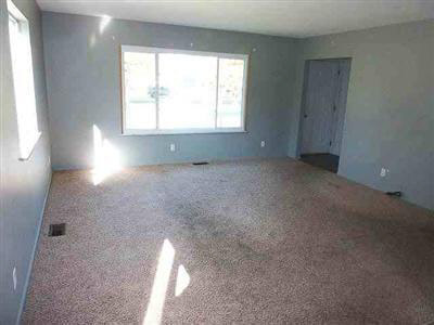 3351 West Carpenter Road Flint, MI 48504 - Photo 3 of 8 20110207-2.JPG