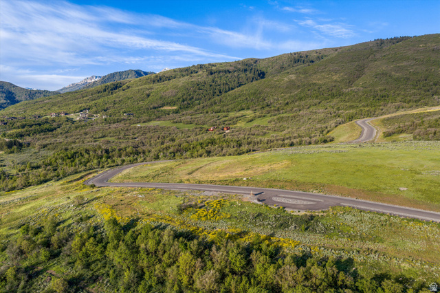 1595 North Hardy Trail Road, Unit 2 Eden, UT 84310 - Photo 8 of 25