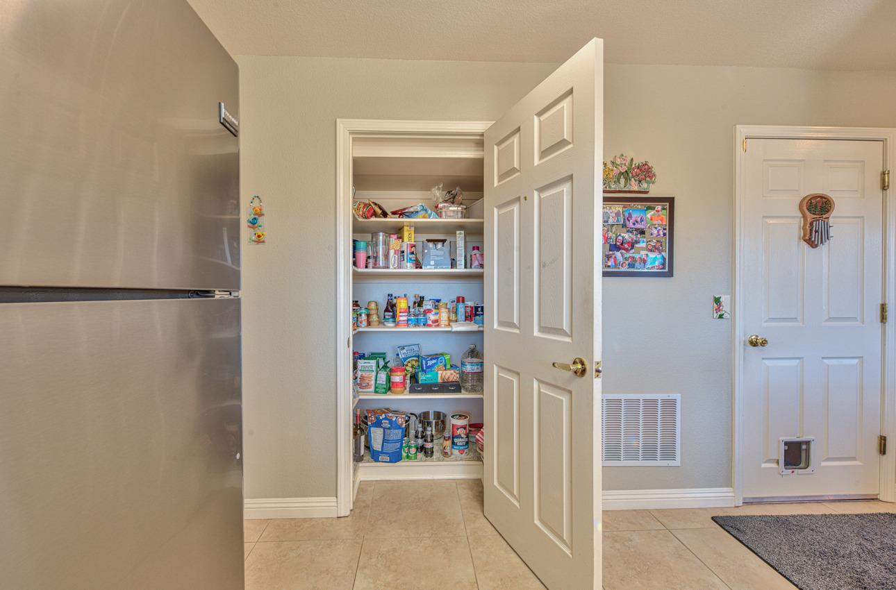 18401 Moro Road Salinas, CA 93907 - Photo 17 of 39 a view of a livingroom with shelves