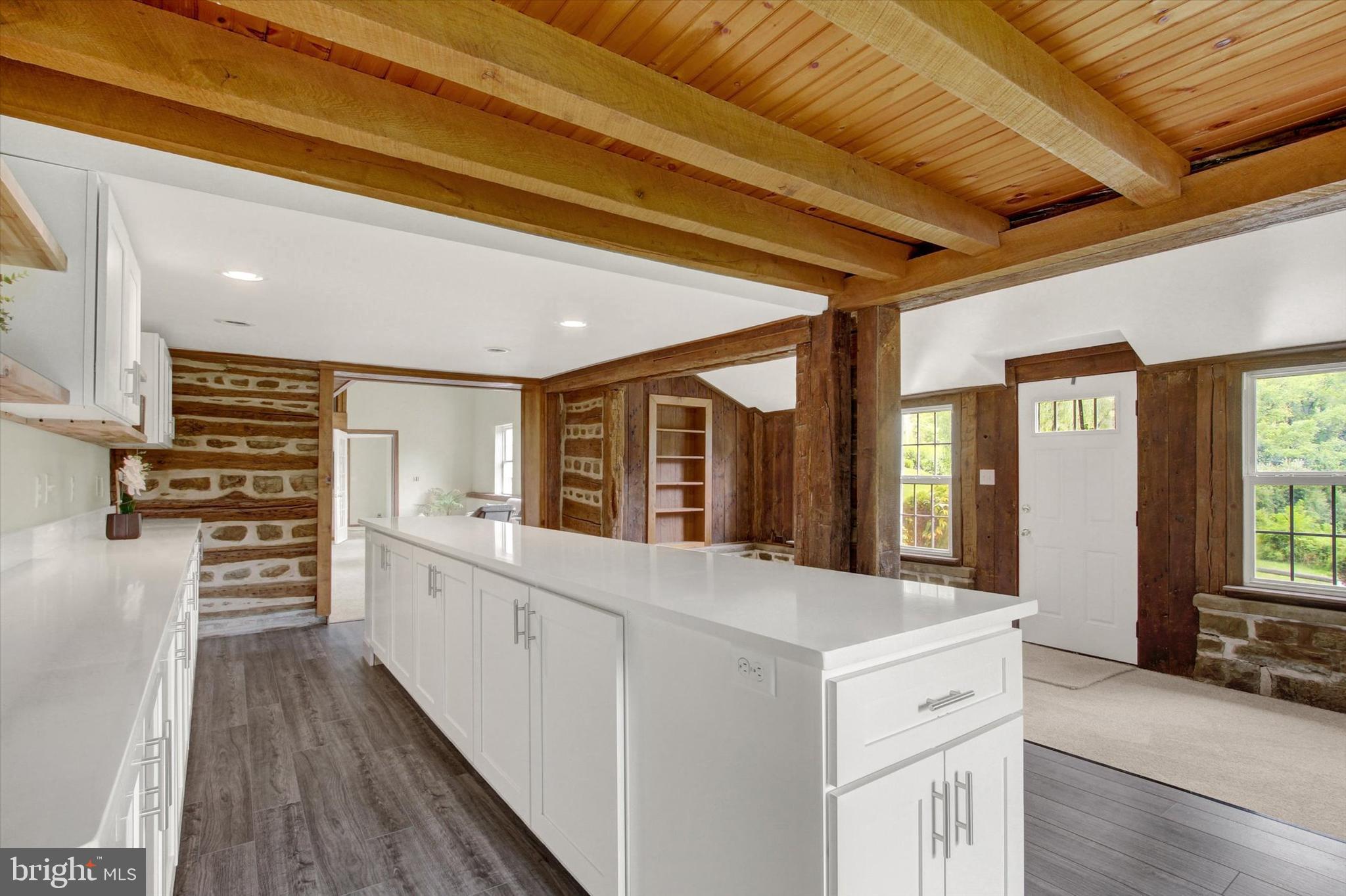 7877 Gnatstown Road Hanover, PA 17331 - Photo 11 of 78 Gallery Image 11