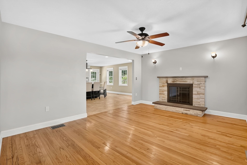 156 Hampden Road East Longmeadow, MA 01028 - Photo 7 of 37