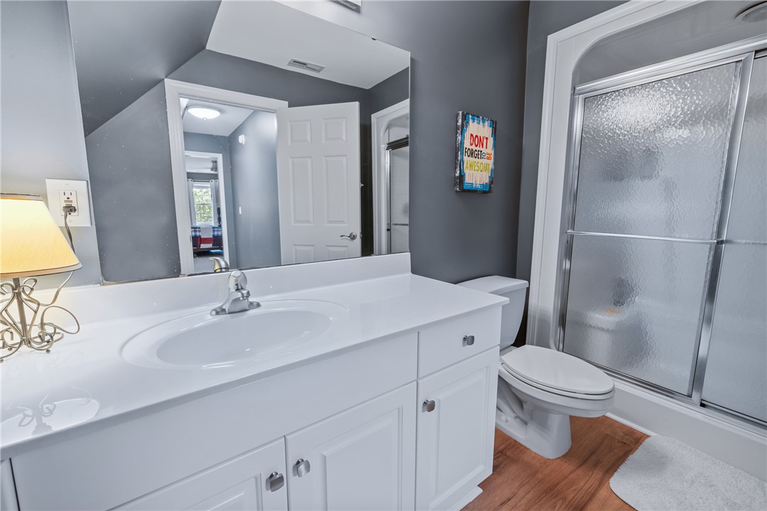 308 Amethyst Way Seneca, SC 29672 - Photo 40 of 49 Upstairs Ensuite Bath