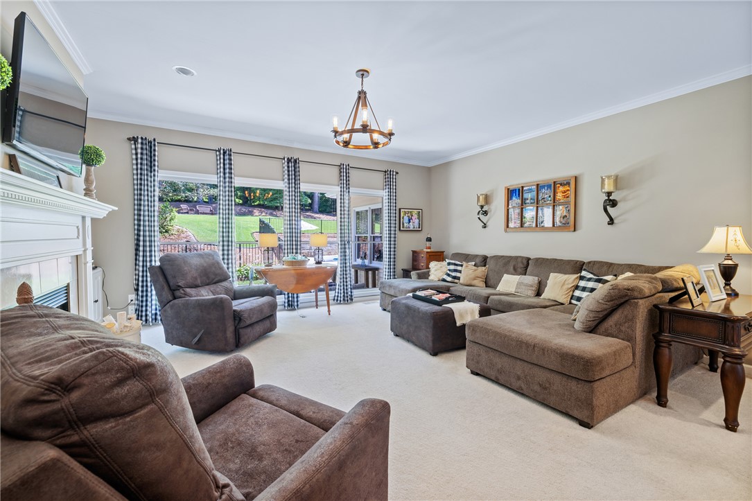 308 Amethyst Way Seneca, SC 29672 - Photo 8 of 49