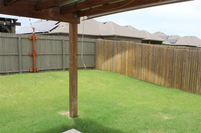 $1,995 | 688 Navasota Drive, Crandall, TX 75114