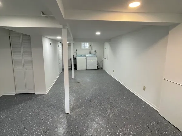 $2,750 | 114 East Richmond Street, Westmont, IL 60559