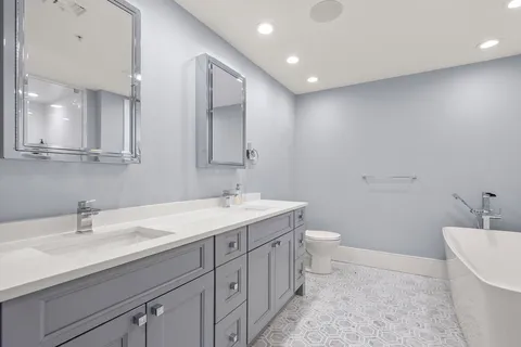 $1,775,000 | 377 West First Street, Unit 2, Boston, MA 02127
