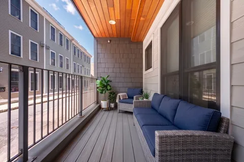 $1,775,000 | 377 West First Street, Unit 2, Boston, MA 02127
