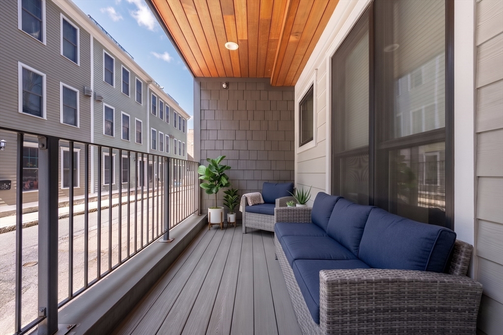 377 West First Street, Unit 2 Boston, MA 02127 - Photo 18 of 23